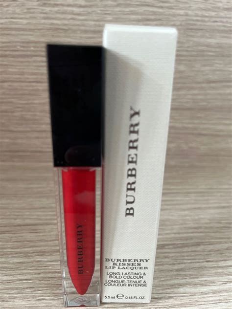 burberry kisses lip lacquer.